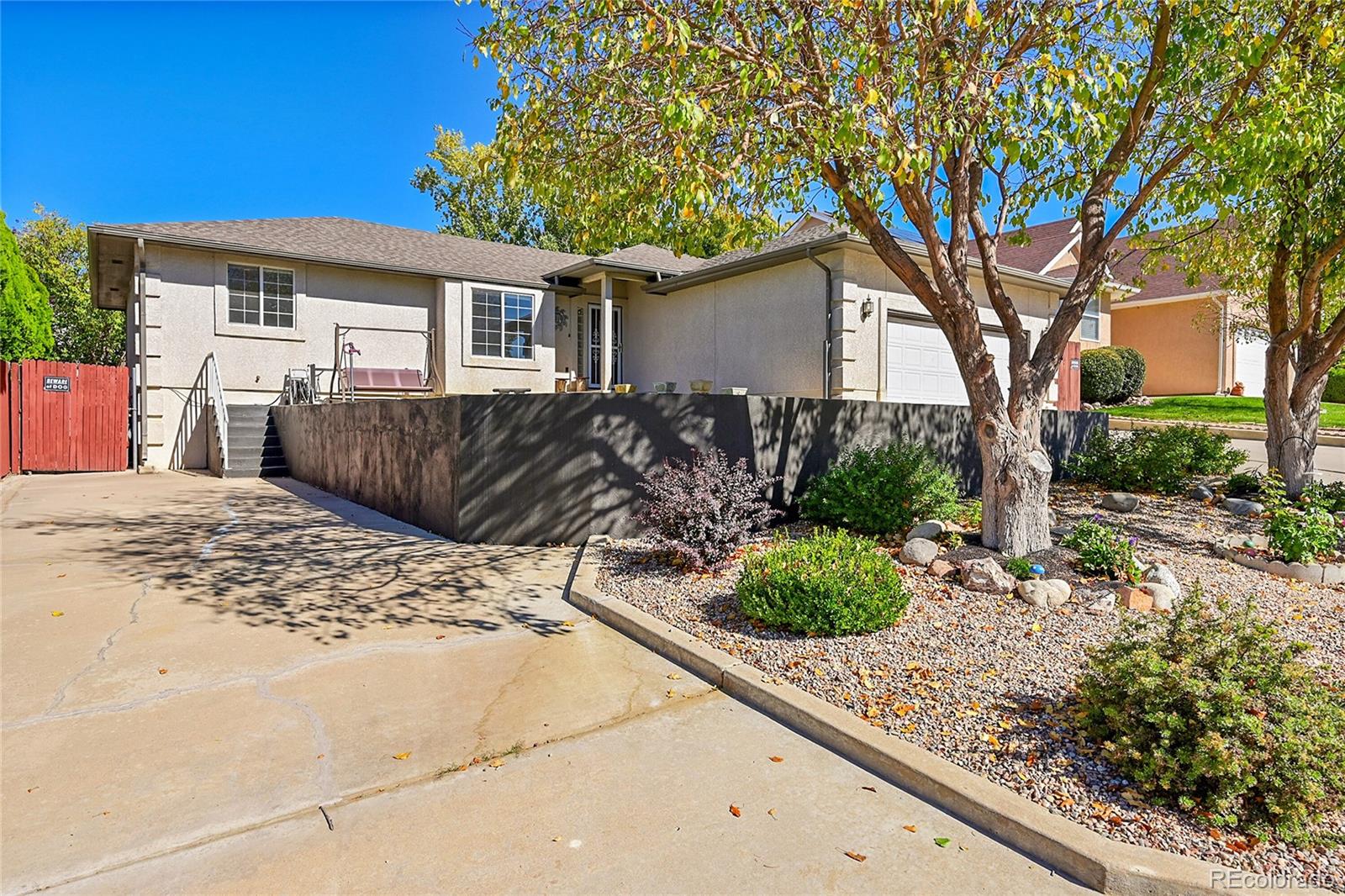 9 Full Moon Ct, Pueblo, CO 81001