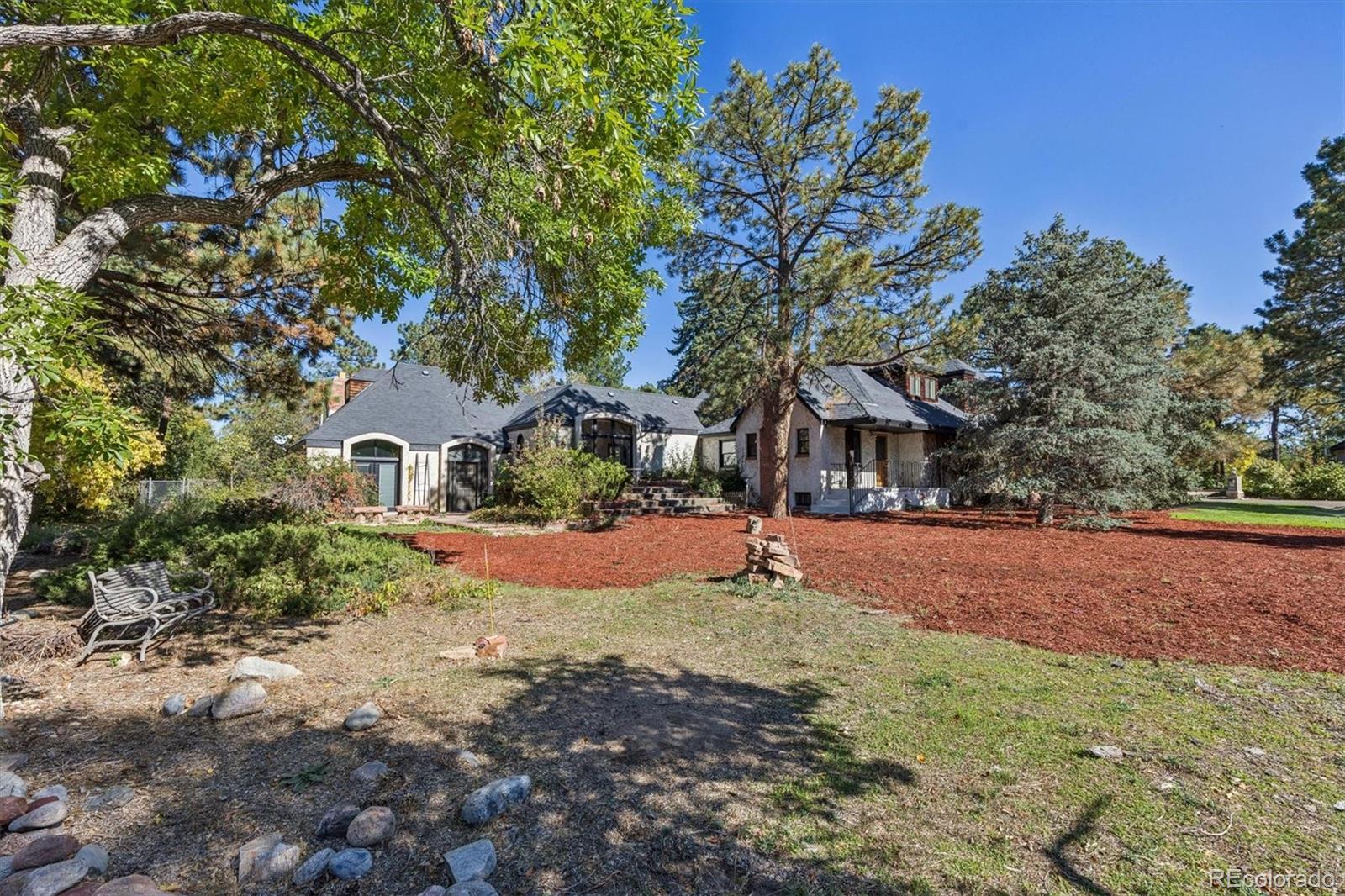 8535 E Hawaii Ln, Denver, CO 80231