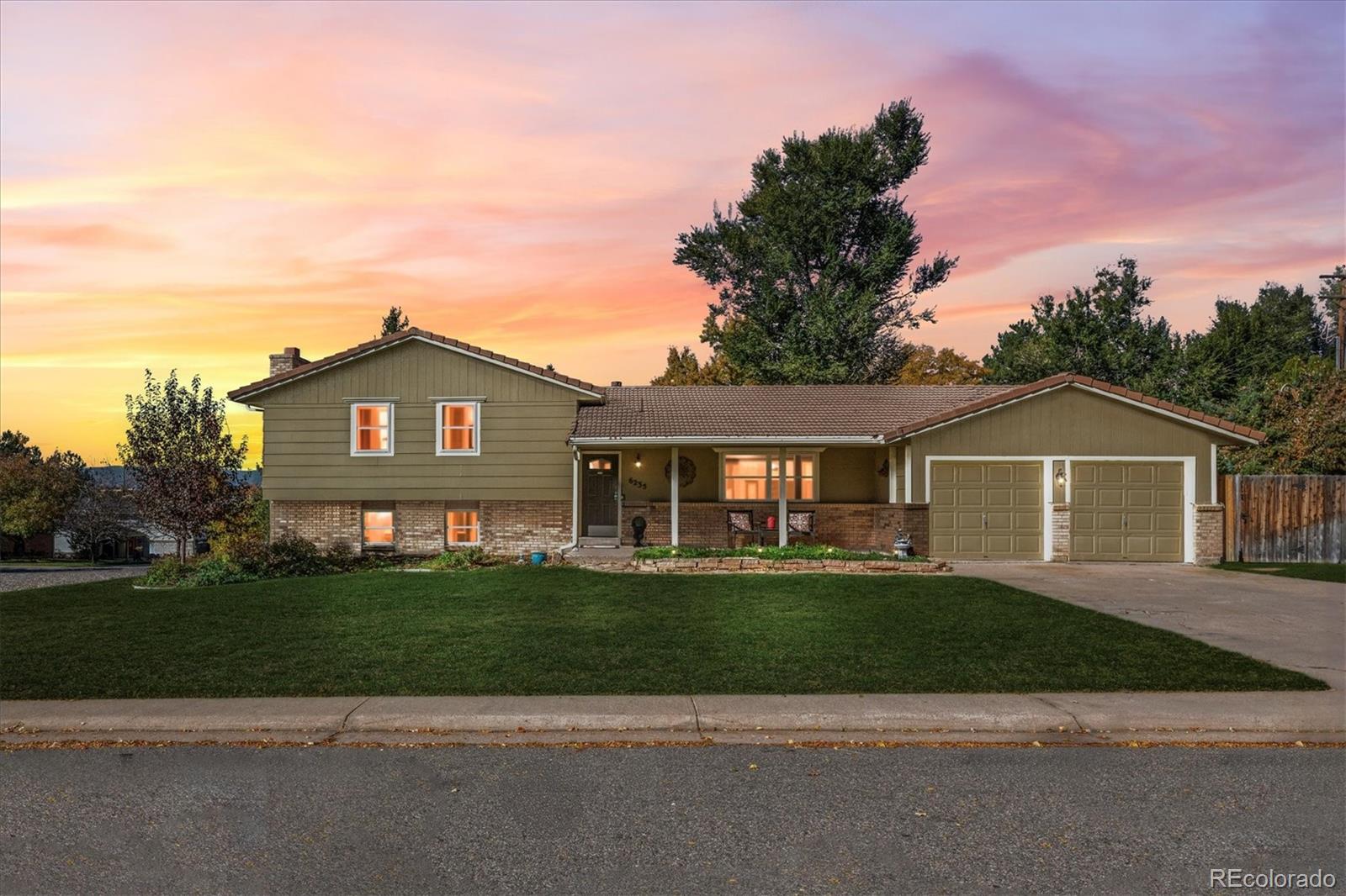6235 S Ivy St, Centennial, CO 80111