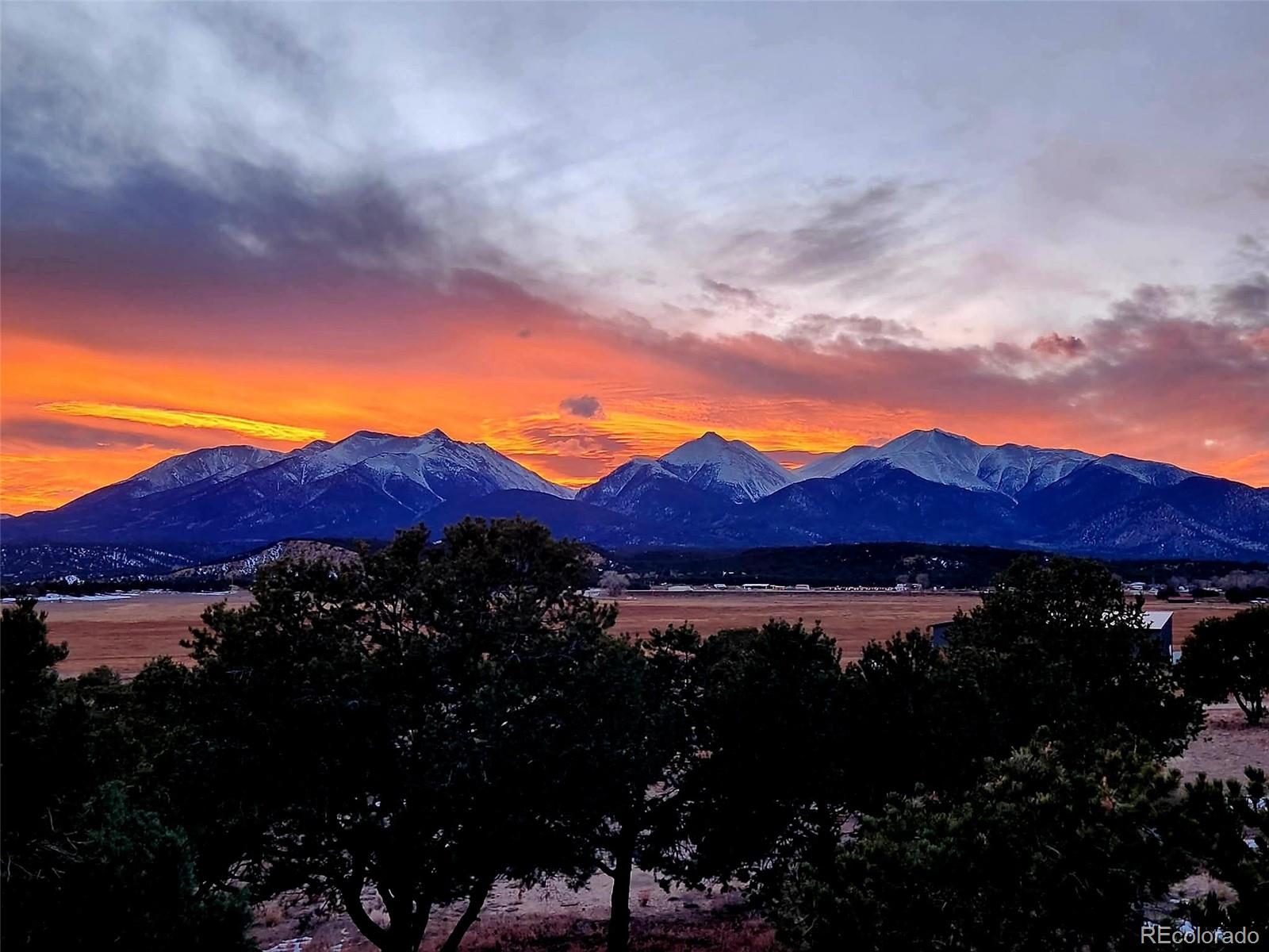 10246 Rawhide Creek Rd, Nathrop, CO 81236