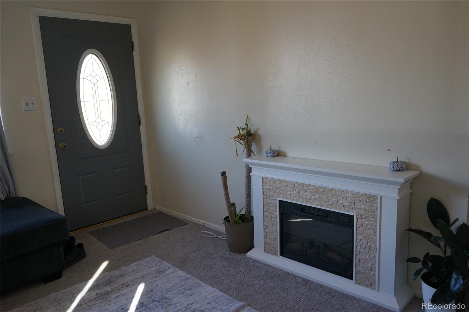 420 Rosewood Dr, Fountain, CO 80817