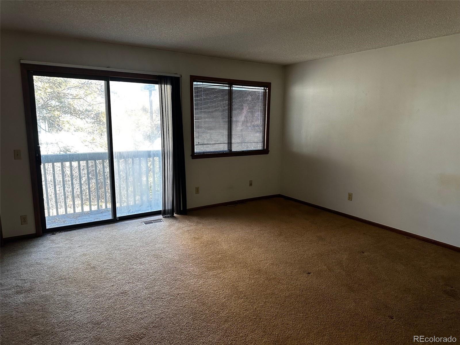 7154 E Dry Creek Cir, Centennial, CO 80112