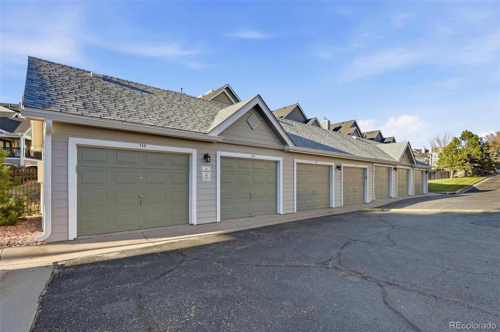 6017 Castlegate Dr #F25, Castle Rock, CO 80108