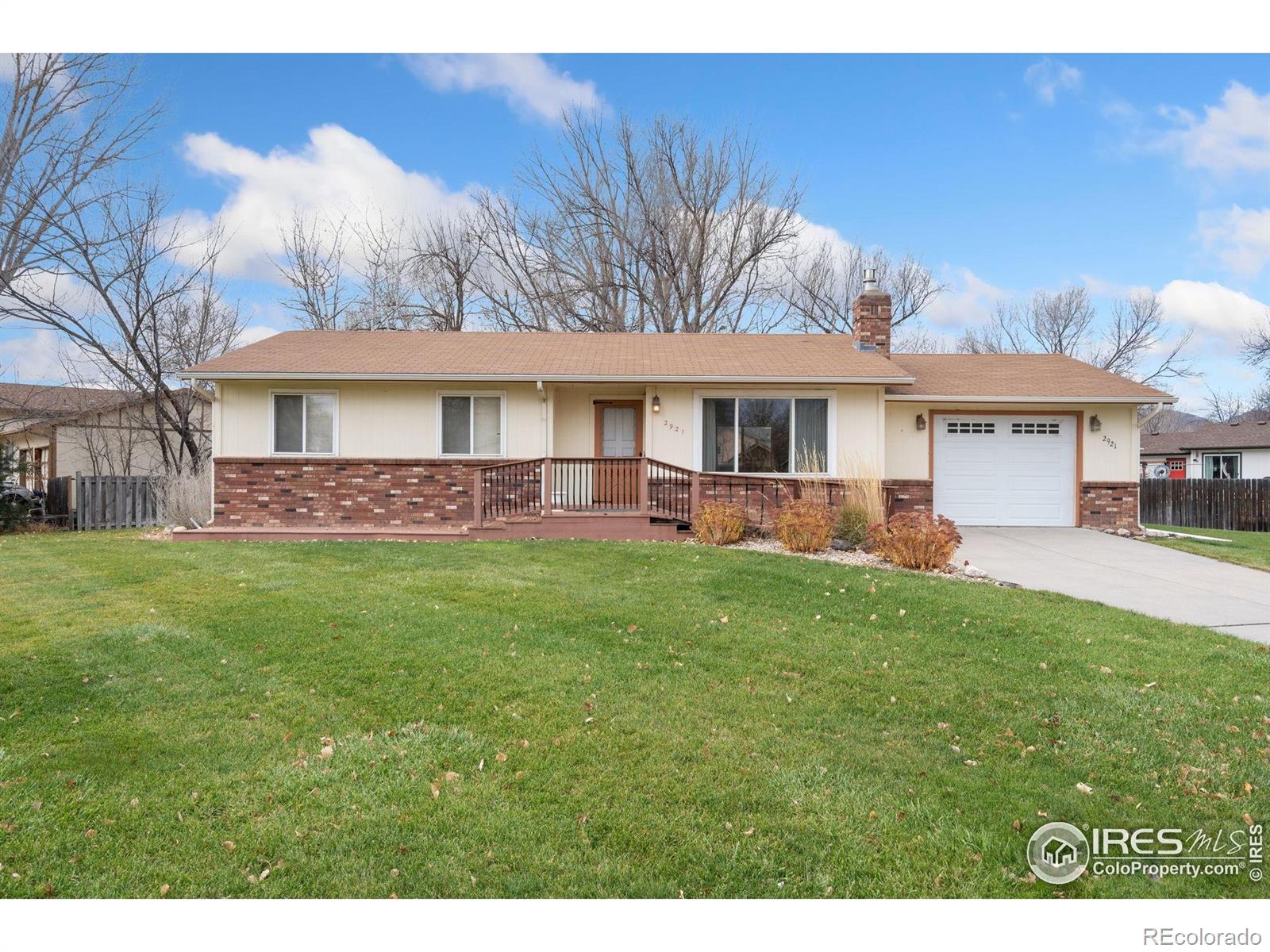2921 Loch Lomond Dr, Laporte, CO 80535