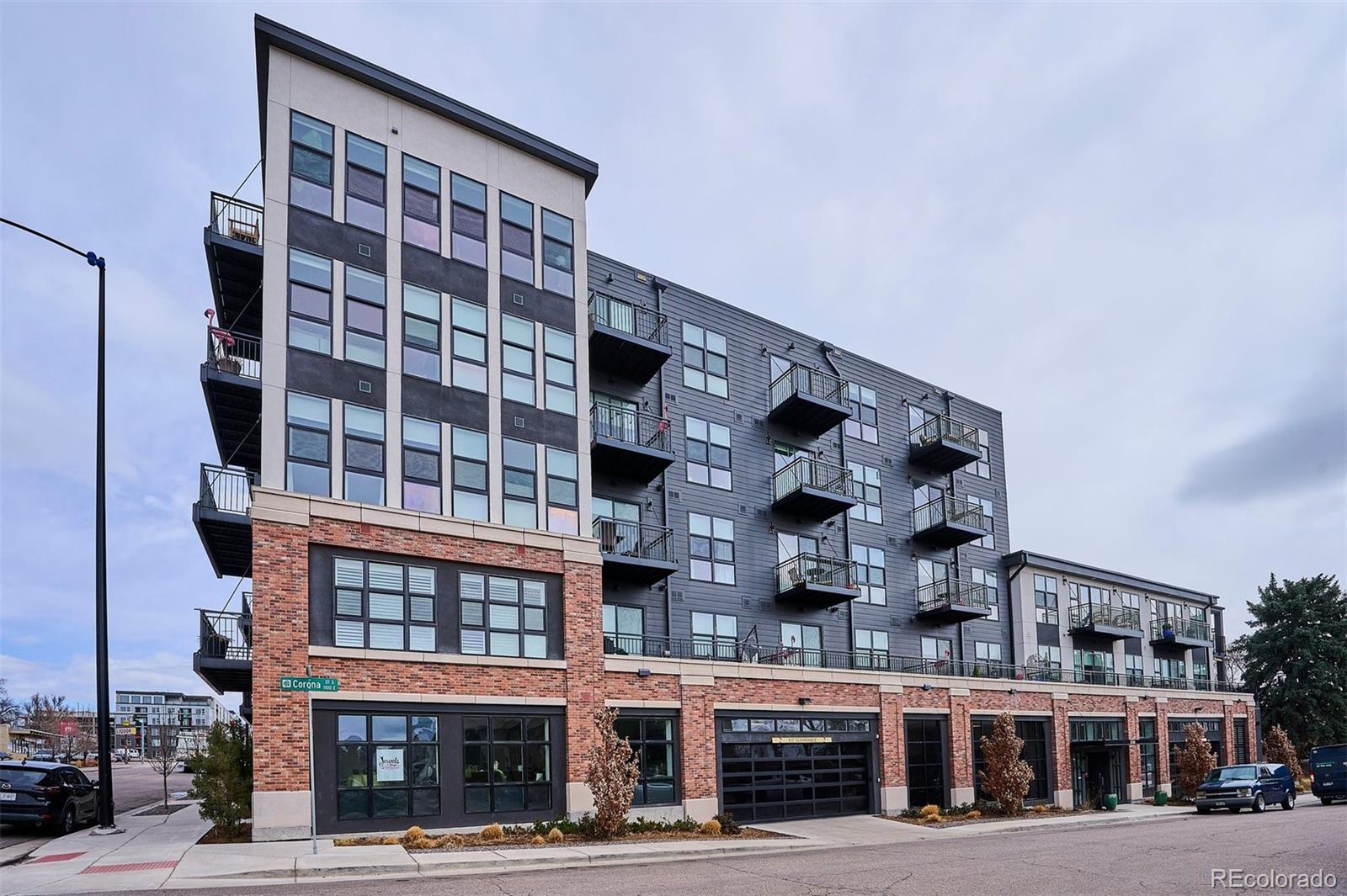 3500 S Corona St #409, Englewood, CO 80113