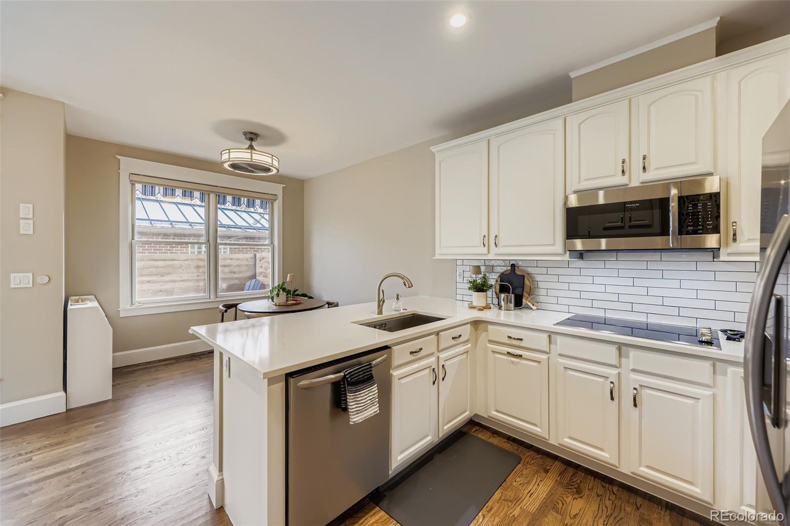 1050 E 7th Ave, Denver, CO 80218
