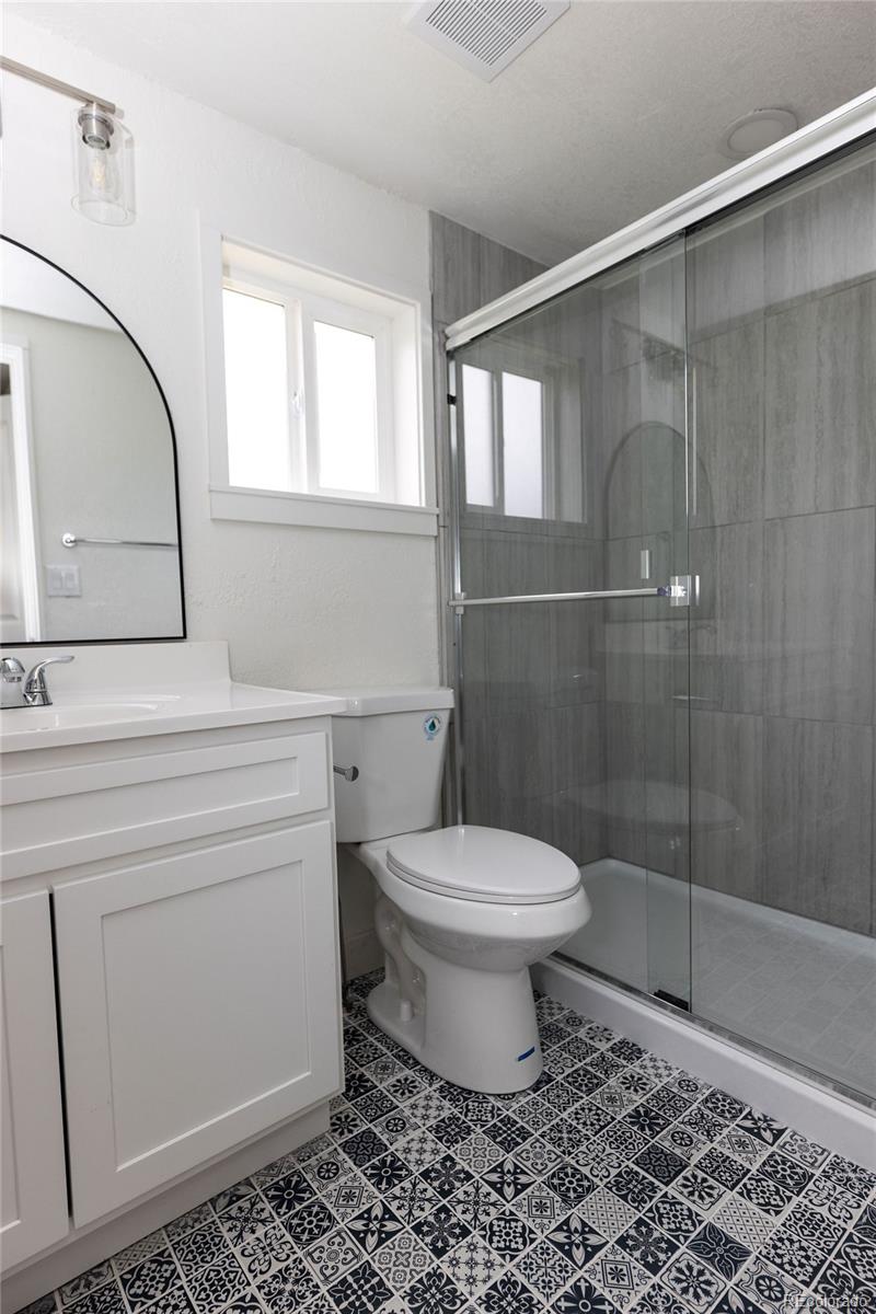 379 2nd St, Center, CO 81125