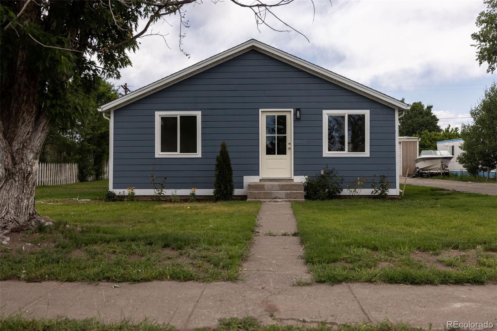 379 2nd St, Center, CO 81125