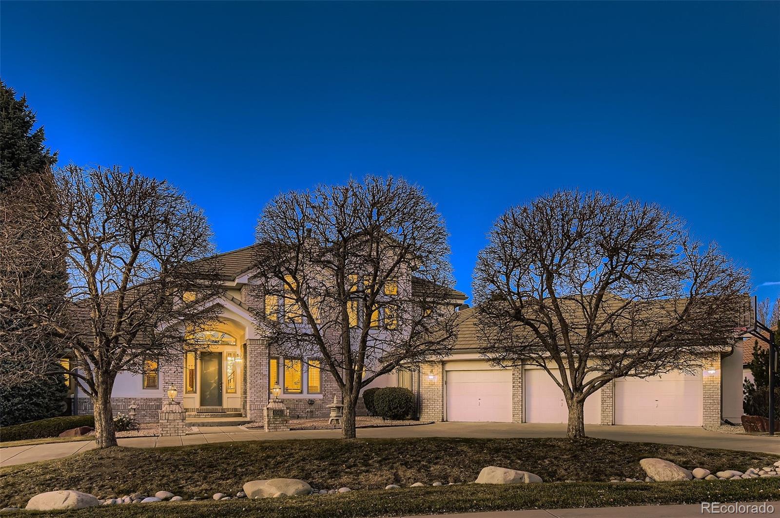 8561 Colonial Dr, Lone Tree, CO 80124