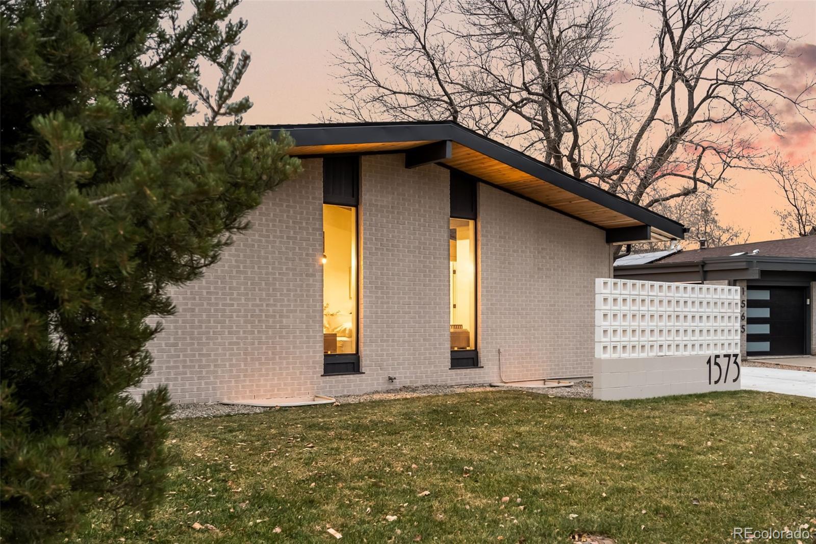 1573 S Dexter Way, Denver, CO 80222