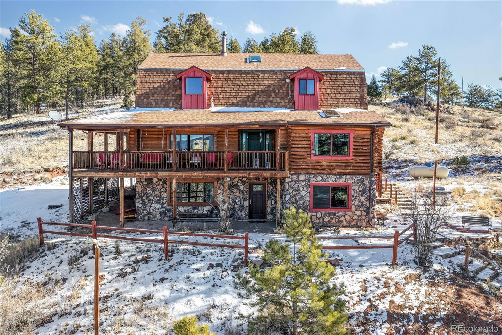 312 Trail Creek Rd, Lake George, CO 80827
