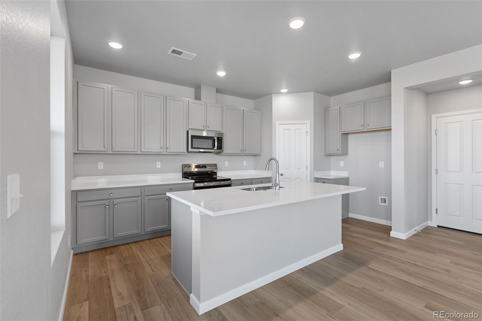6765 Utica Cir, Firestone, CO 80504
