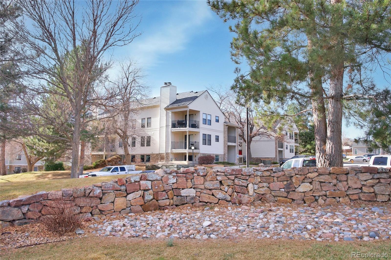 6705 S Field St #802, Littleton, CO 80128