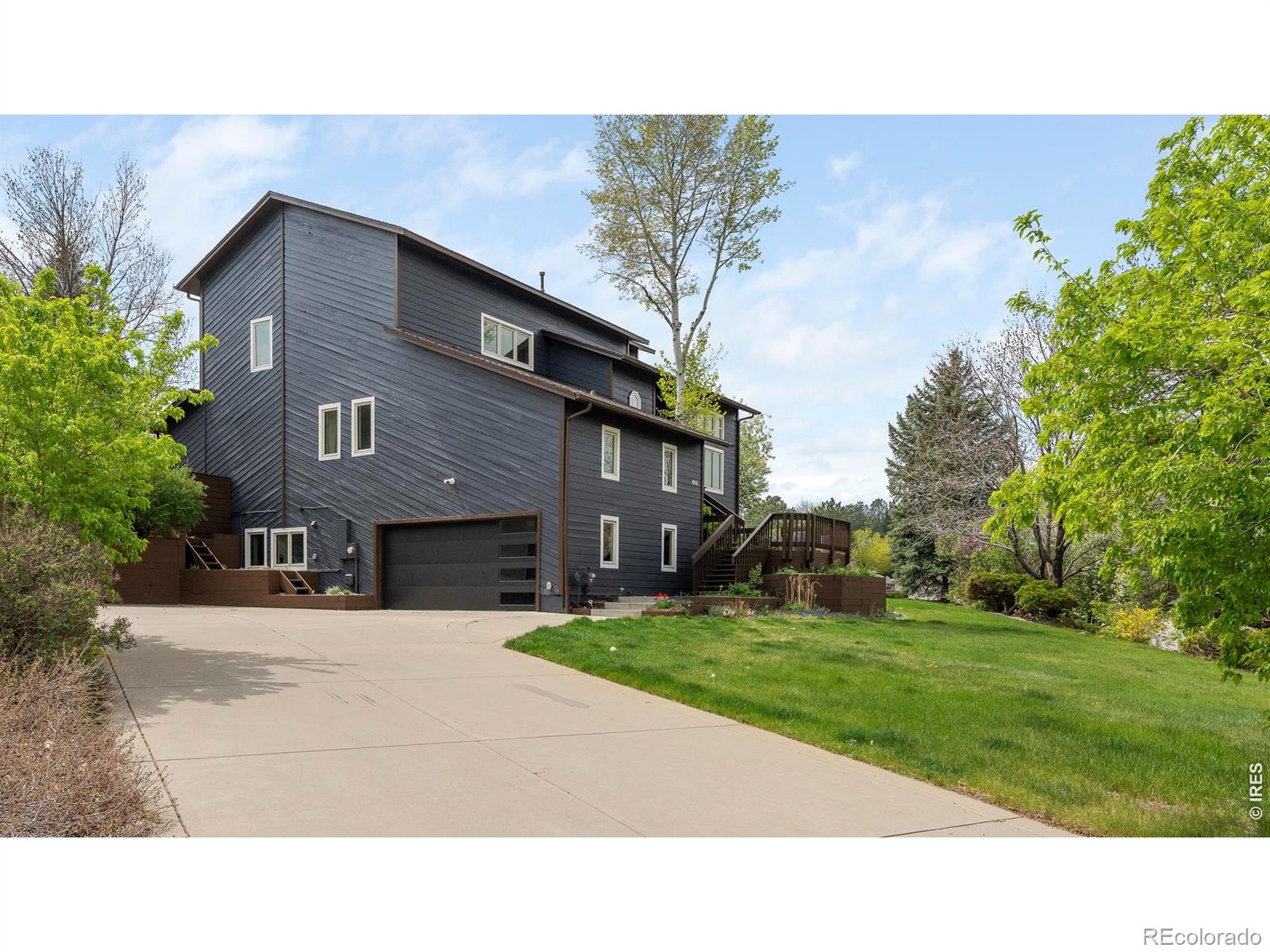 4046 Niblick Dr, Longmont, CO 80503