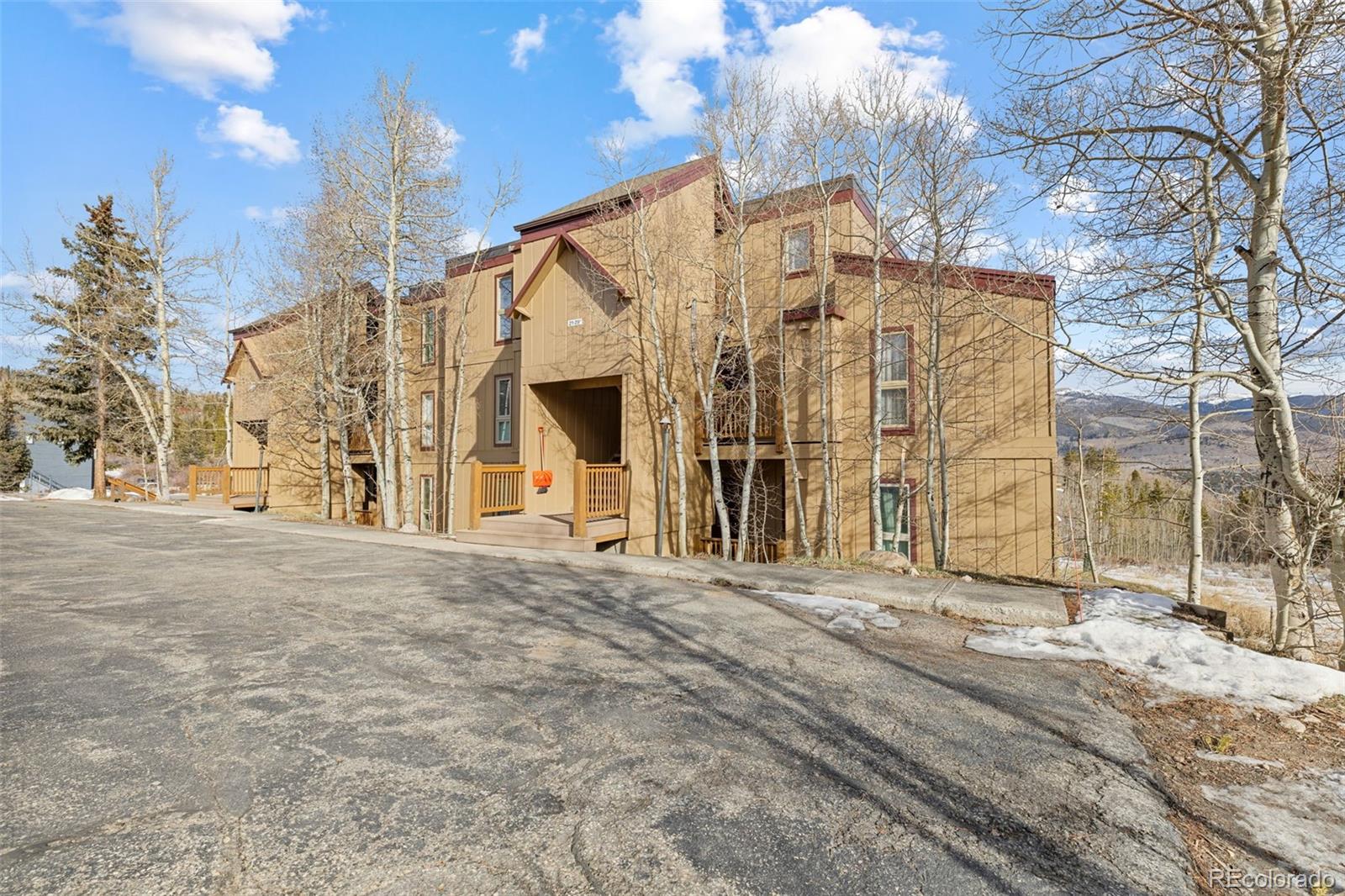 21 Buffalo Dr #28, Silverthorne, CO 80498