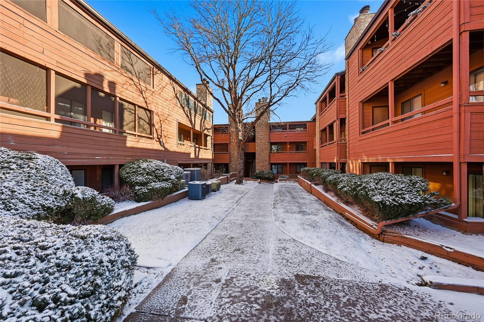 4681 S Decatur St #220, Englewood, CO 80110