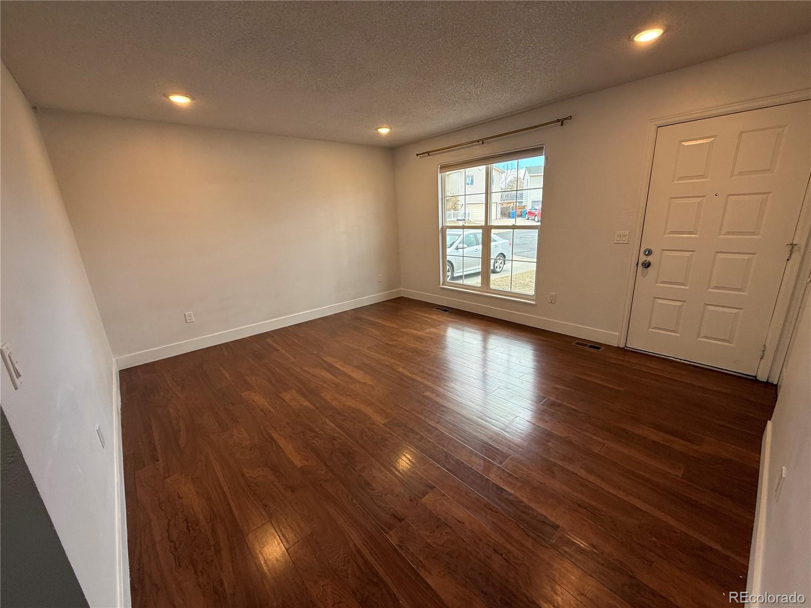 3287 S Dudley St, Lakewood, CO 80227