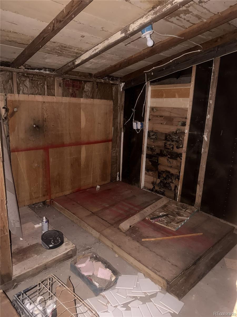 713 Front St, Arriba, CO 80804