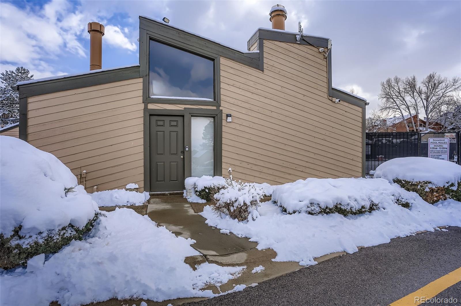 431 Wright St #202, Lakewood, CO 80228