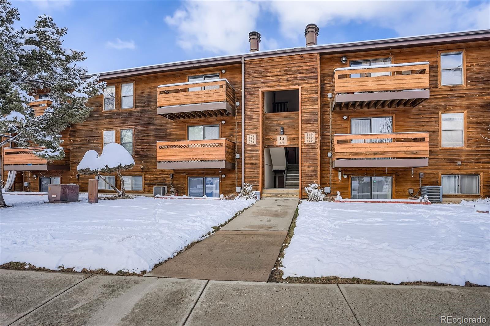 431 Wright St #202, Lakewood, CO 80228