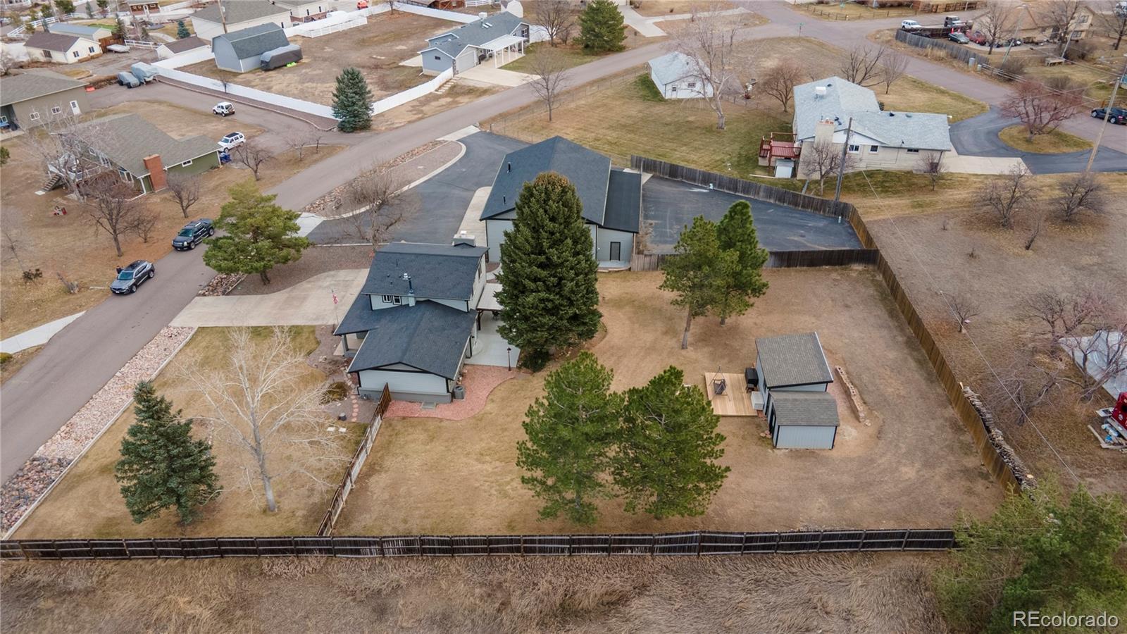 8594 W Fairview Dr, Littleton, CO 80128