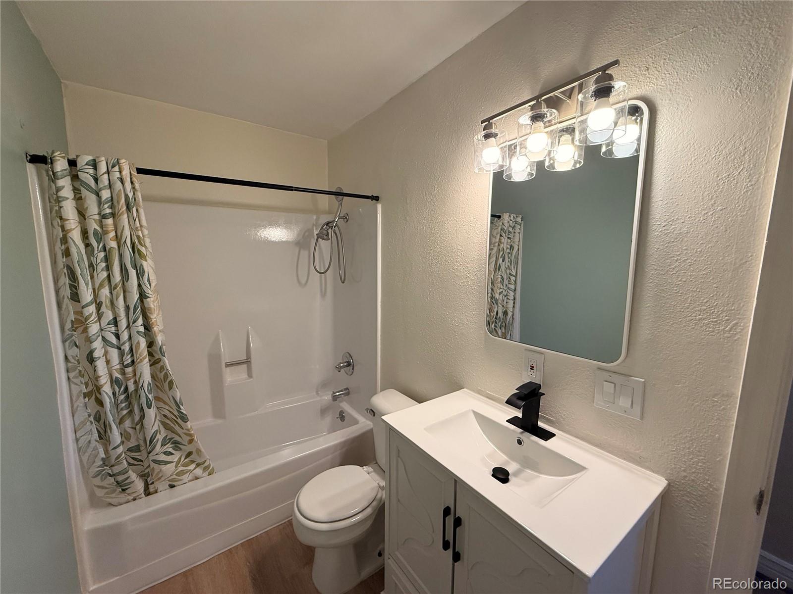 10722 E Exposition Ave #112, Aurora, CO 80012