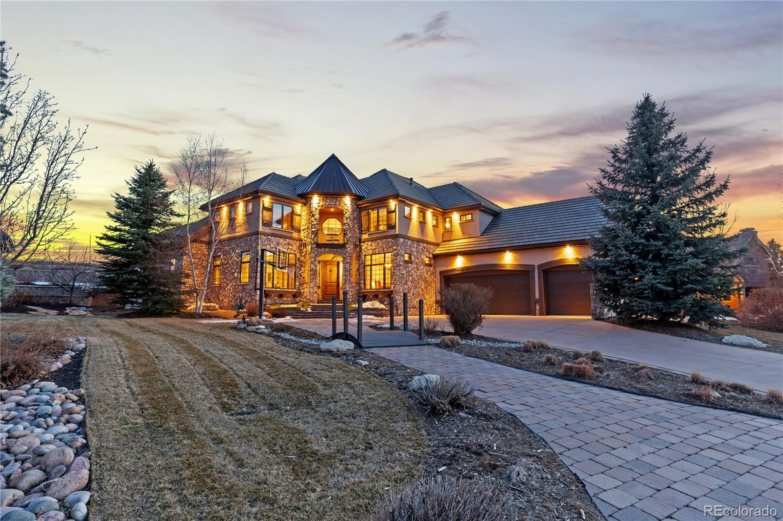 5810 Amber Ridge Dr, Castle Pines, CO 80108