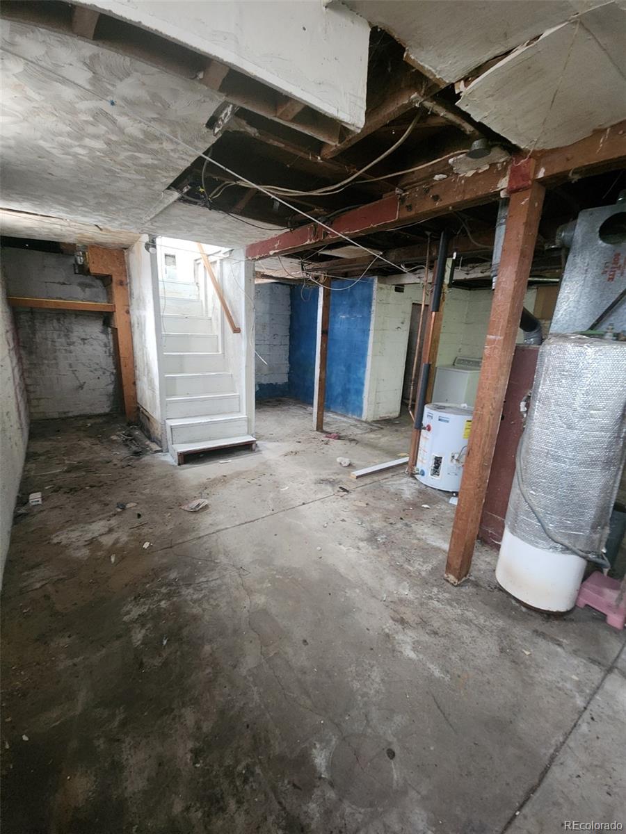 148 W Elm St, Elizabeth, CO 80107