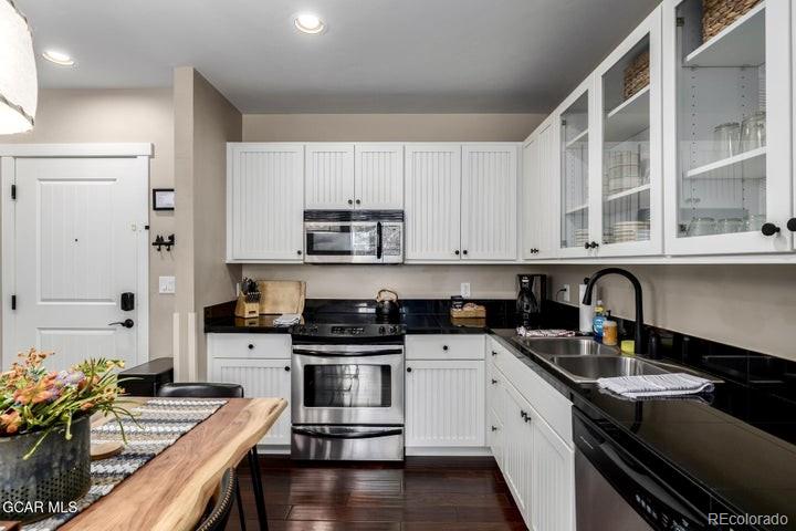300 Base Camp Cir #113, Granby, CO 80446