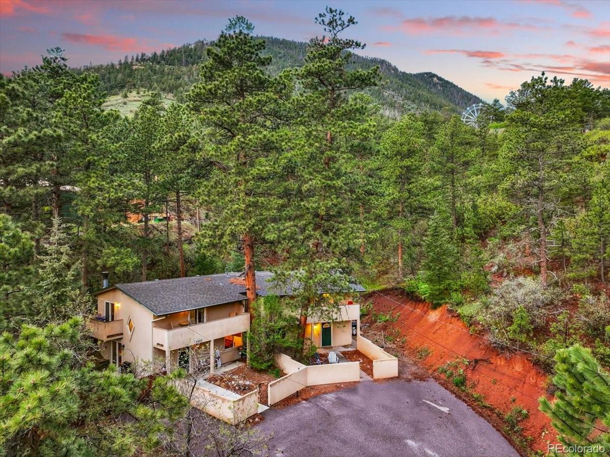 4840-4860 Pikes Peak Hw, Cascade, CO 80809