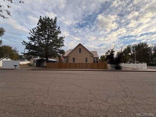 303 Maxwell St #301, Lamar, CO 81052