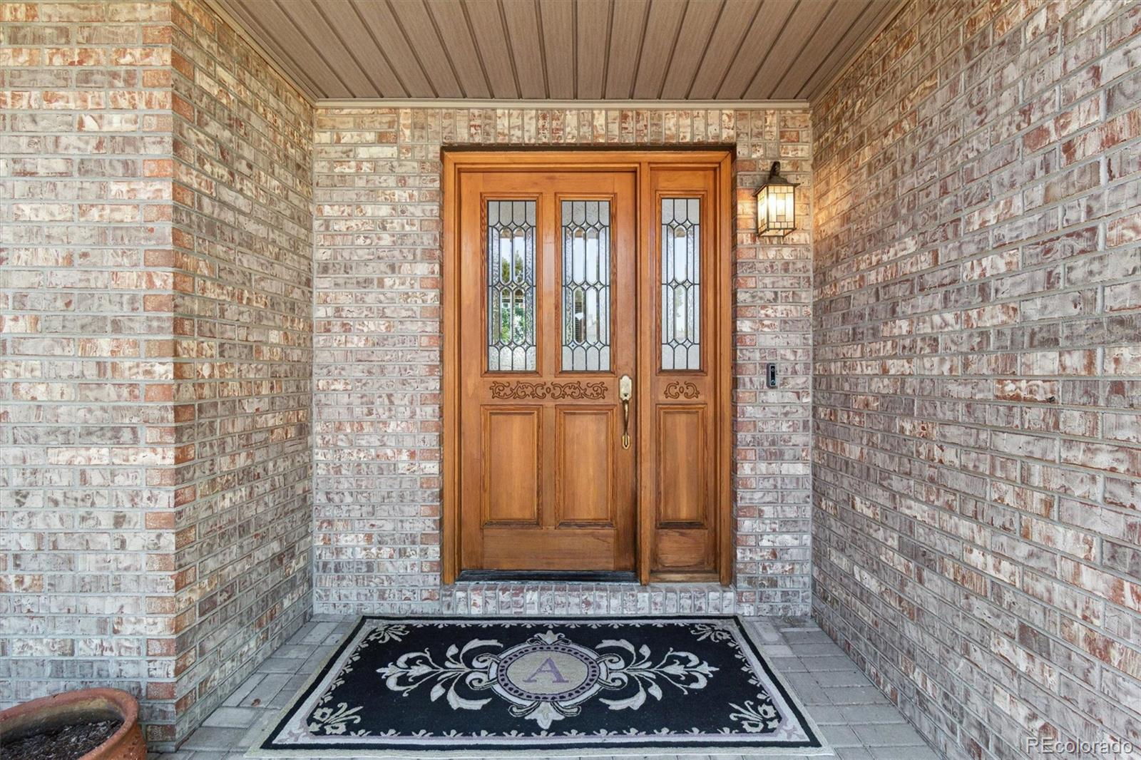 1123 Oakhurst Dr, Broomfield, CO 80020