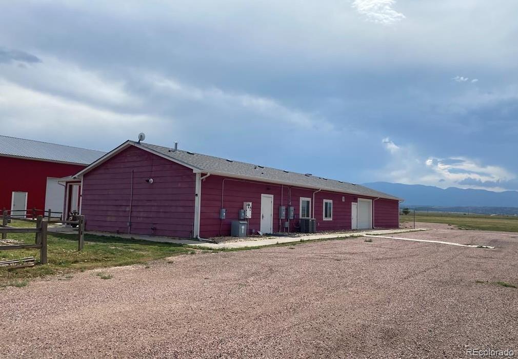 8648 Lake Davis Rd, Pueblo, CO 81005