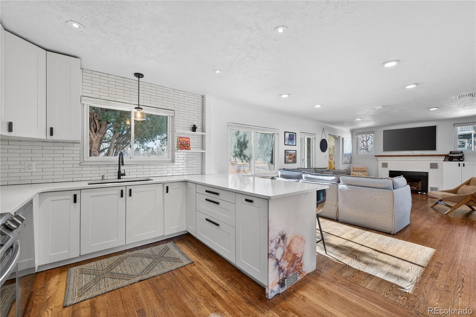 8175 W 20th Ave, Lakewood, CO 80214