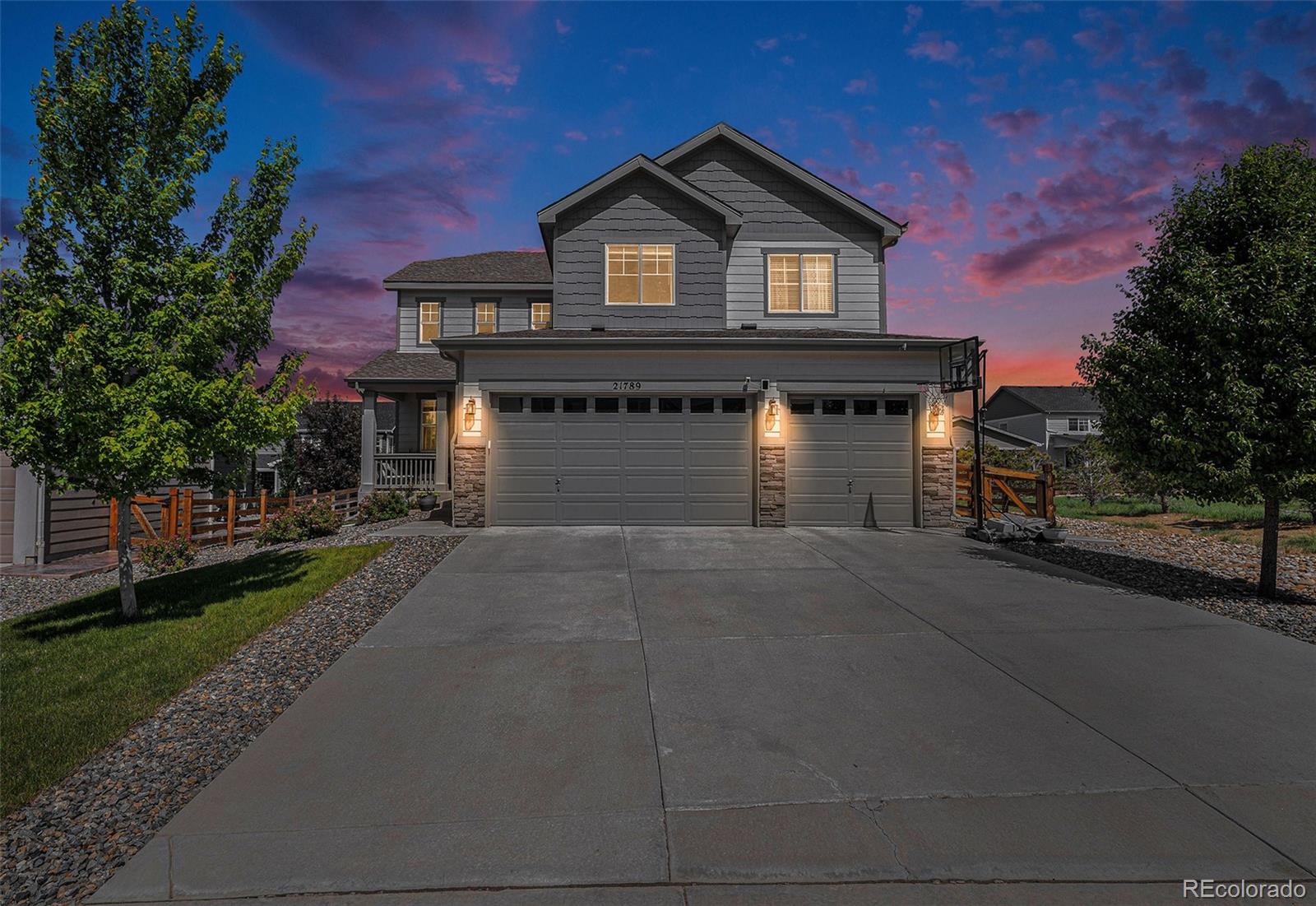 21789 E Tufts Dr, Aurora, CO 80015