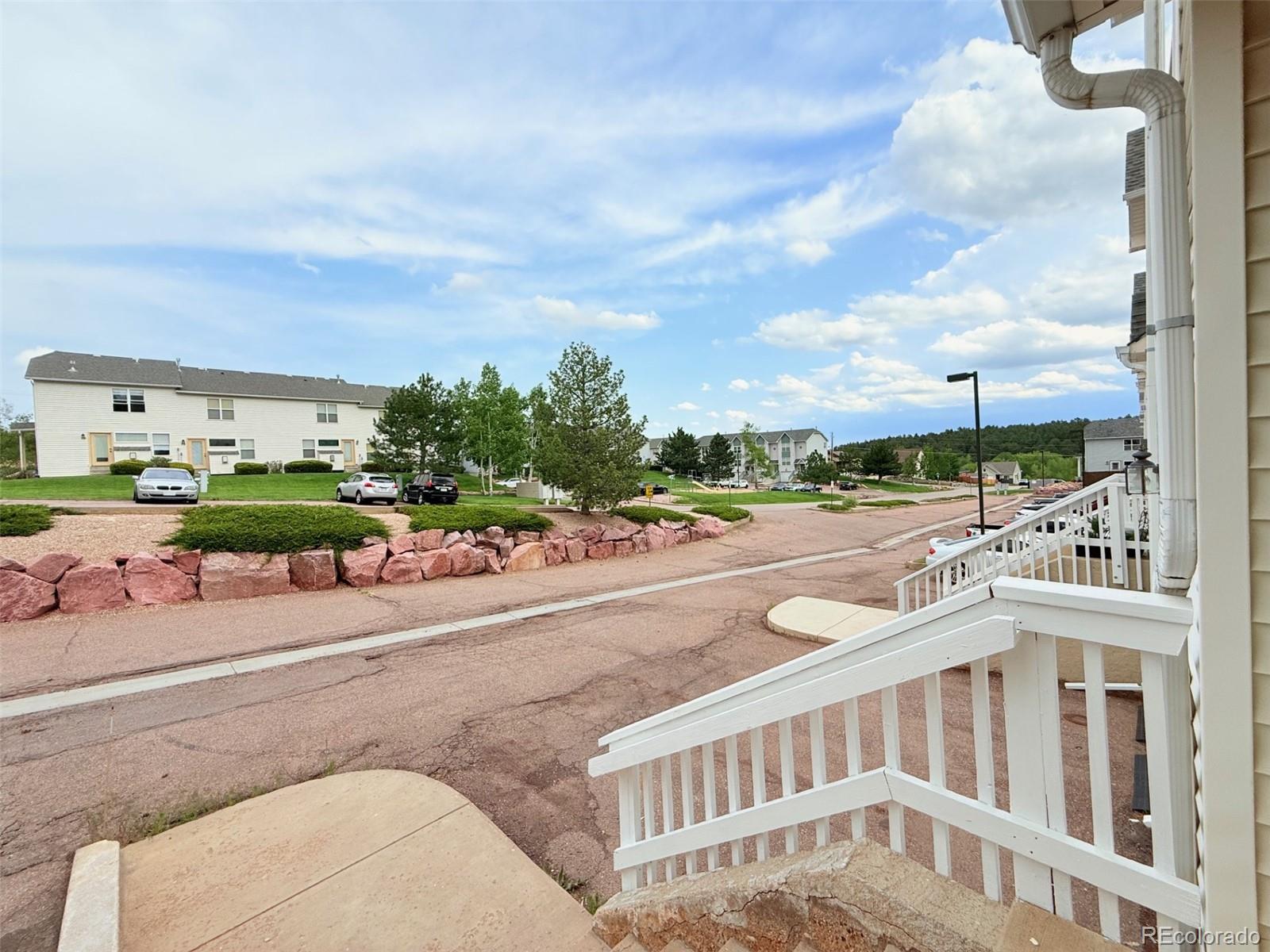 94 Vale Cir, Palmer Lake, CO 80133