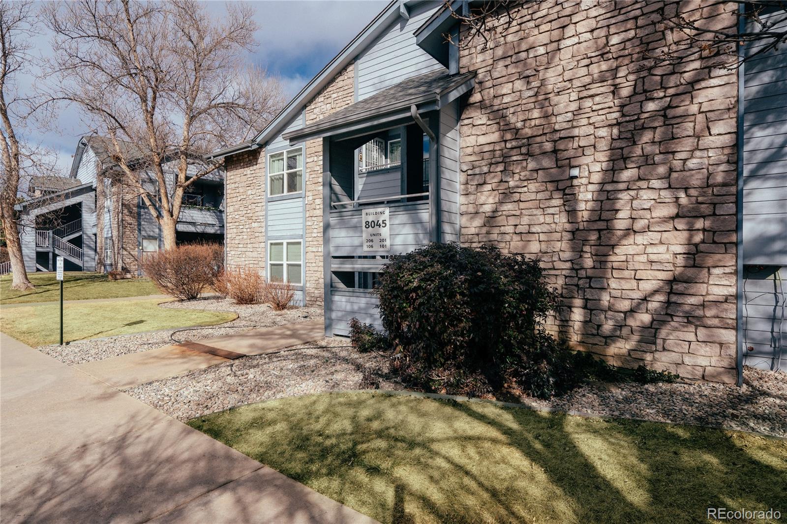 8045 W Eastman Pl #206, Lakewood, CO 80227
