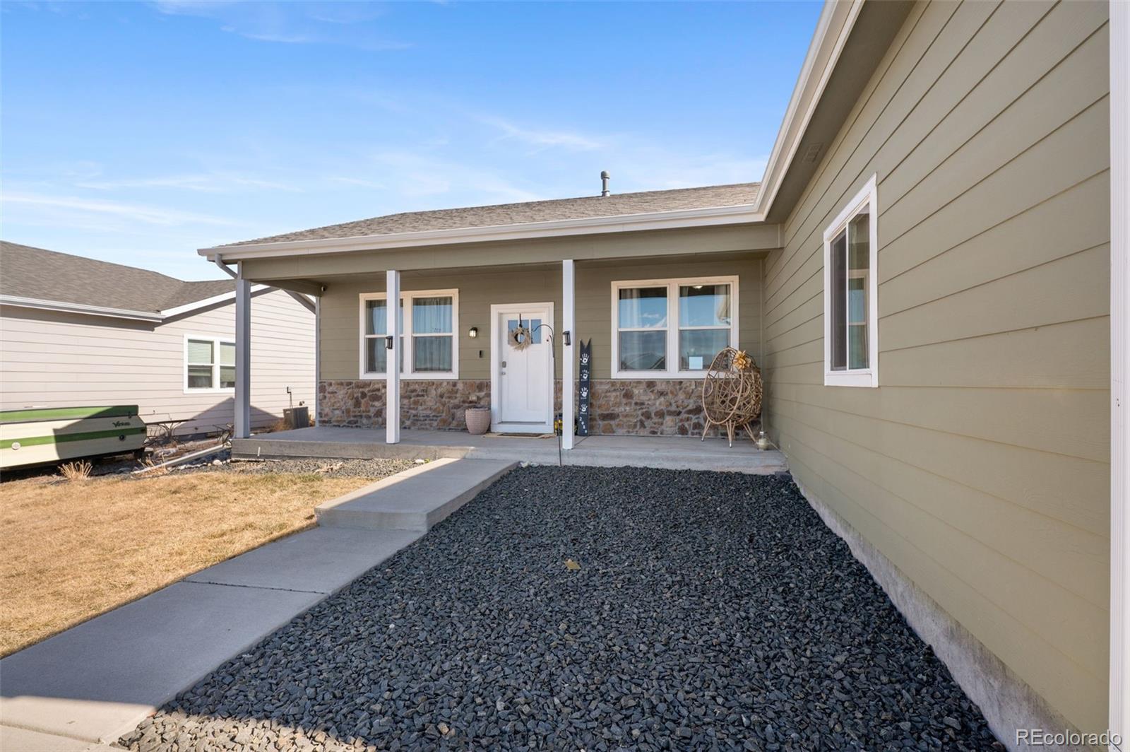 84 S 4th Ave, Deer Trail, CO 80105