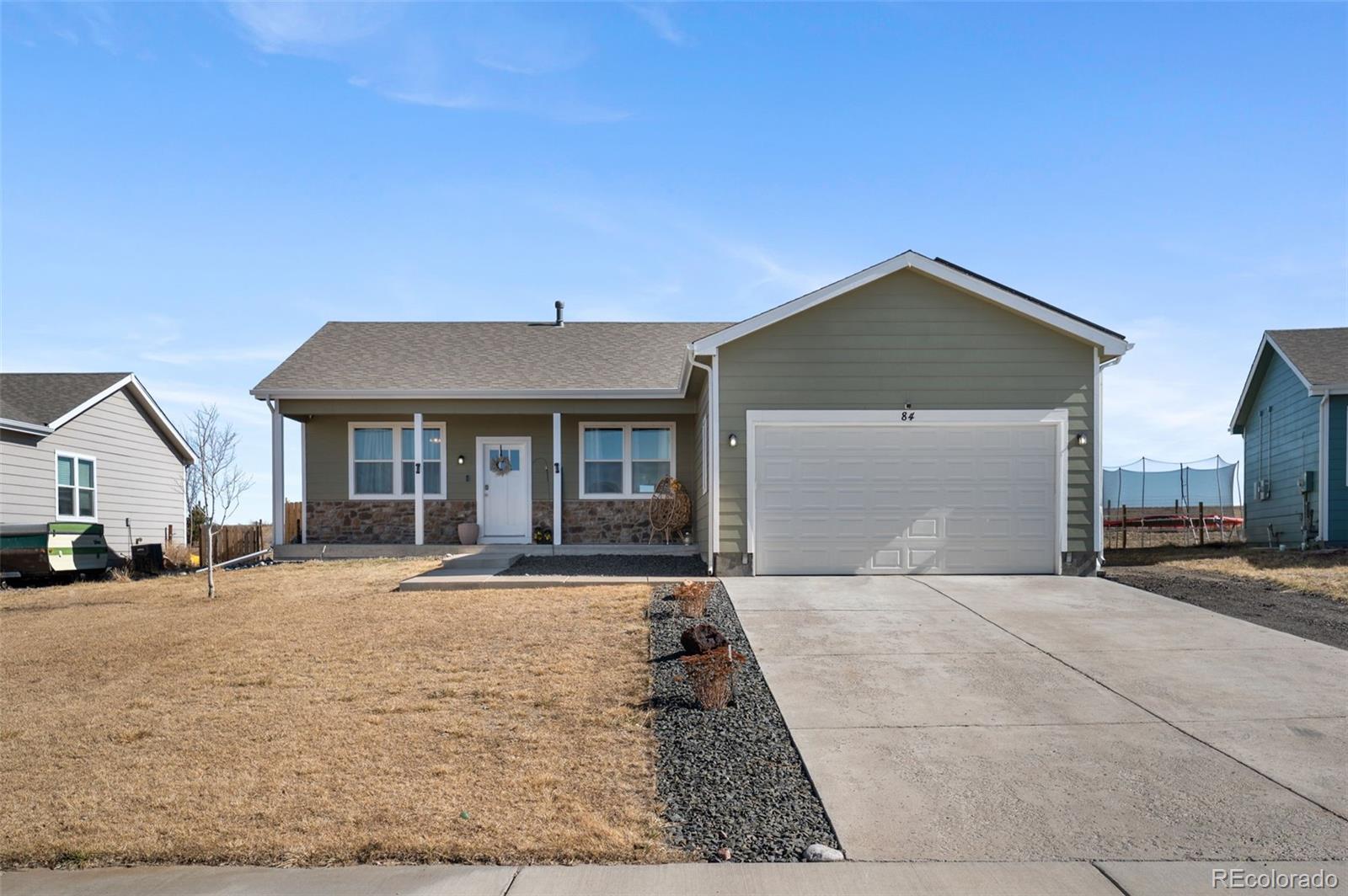 84 S 4th Ave, Deer Trail, CO 80105