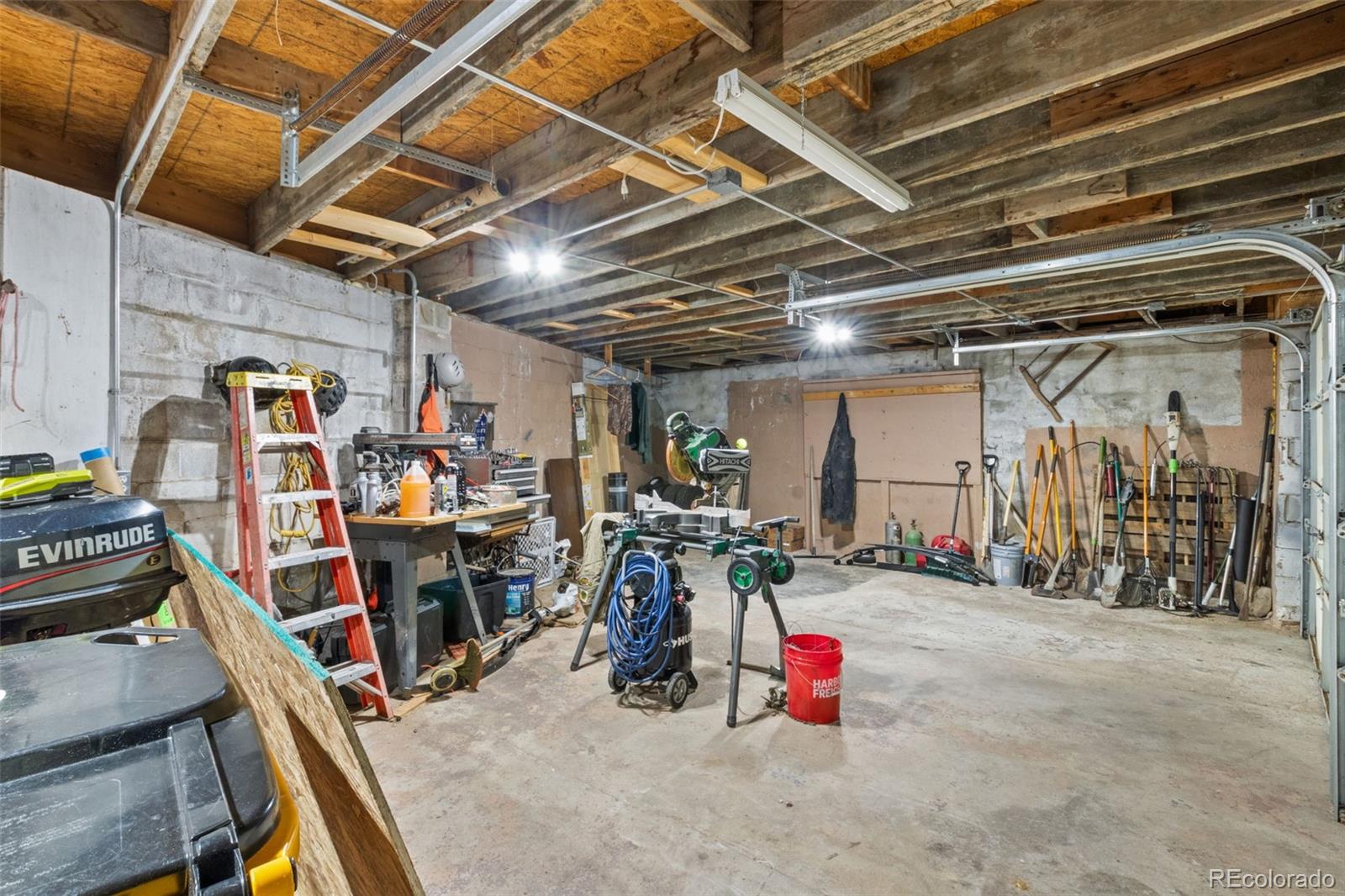 9450 Mohawk Trl, Cascade, CO 80809