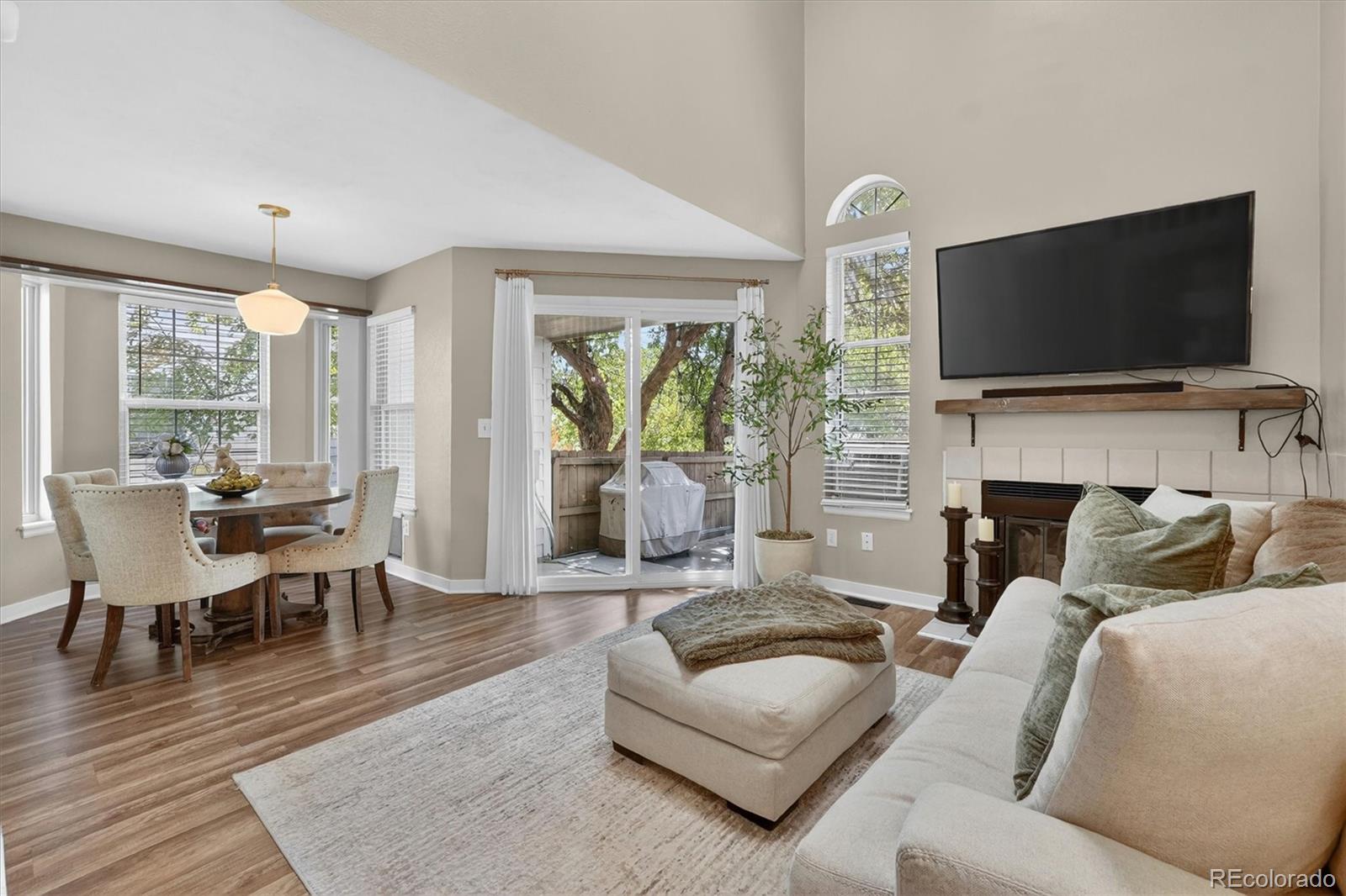 6911 S Dover Way, Littleton, CO 80128
