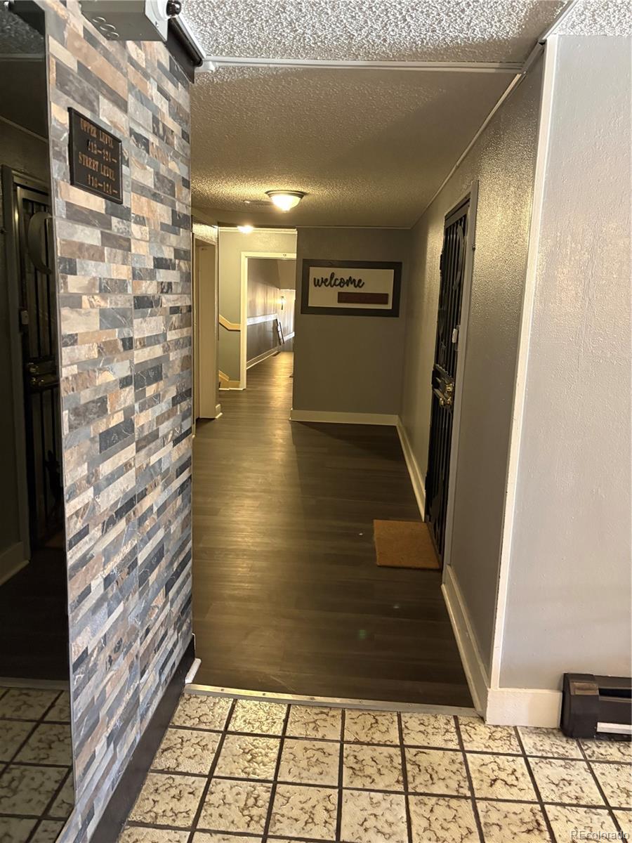 8330 Zuni St #207, Denver, CO 80221