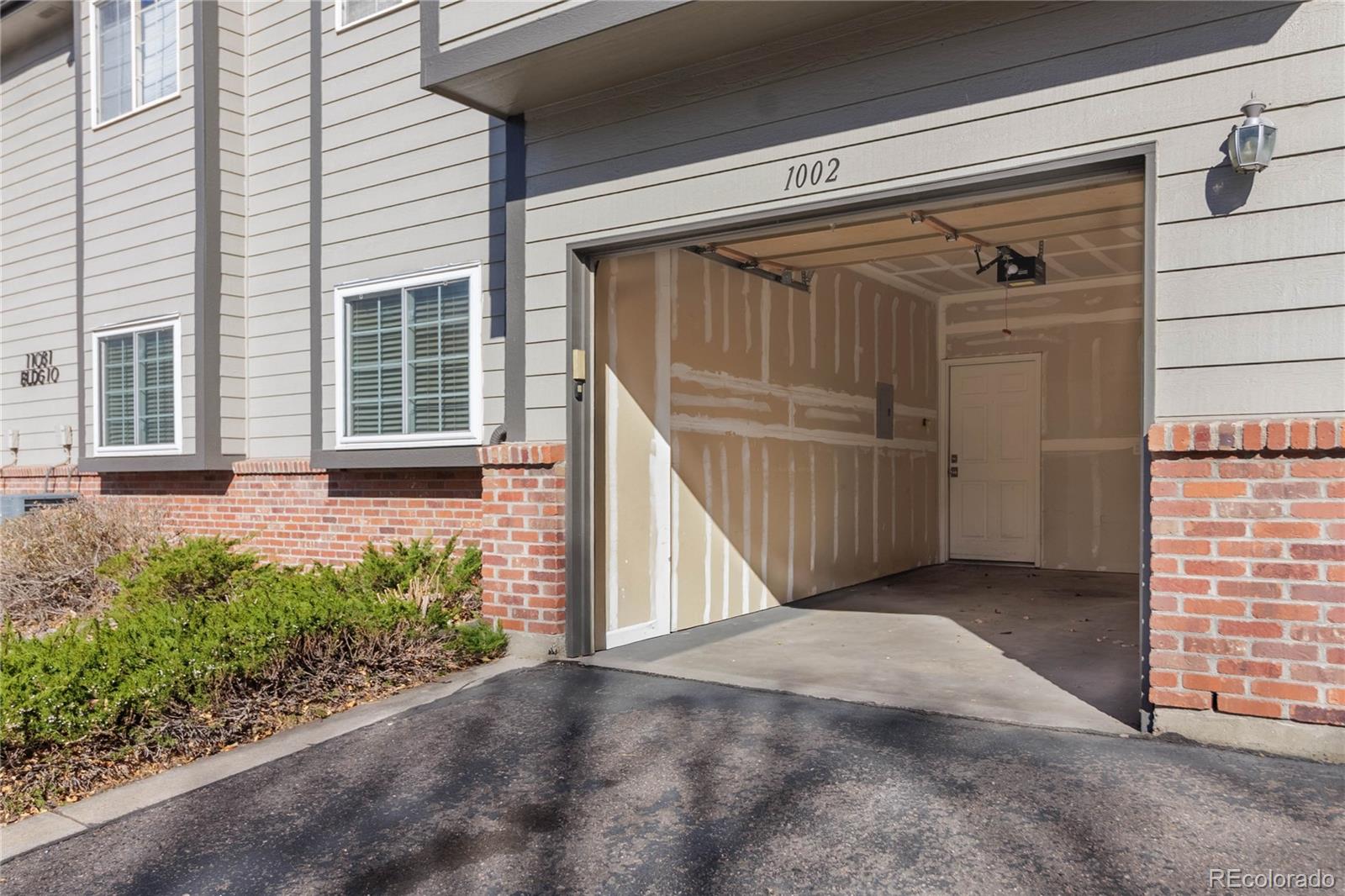 11081 Huron St #1002, Northglenn, CO 80234