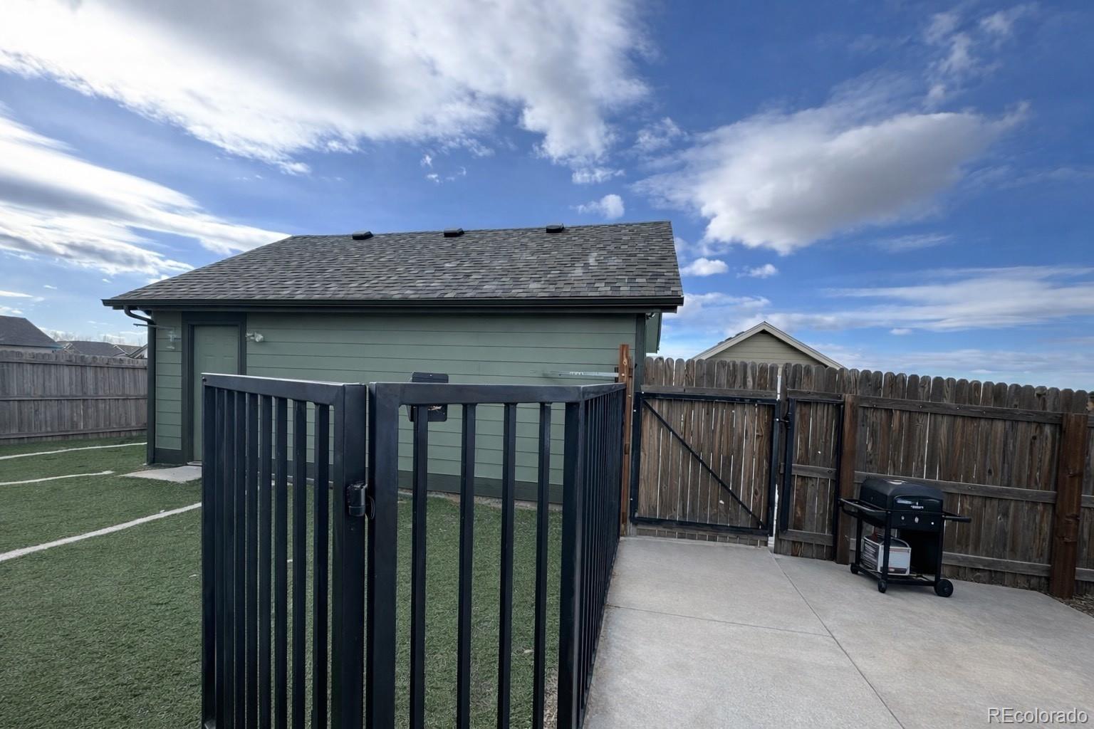 55699 E 31st Ave, Strasburg, CO 80136