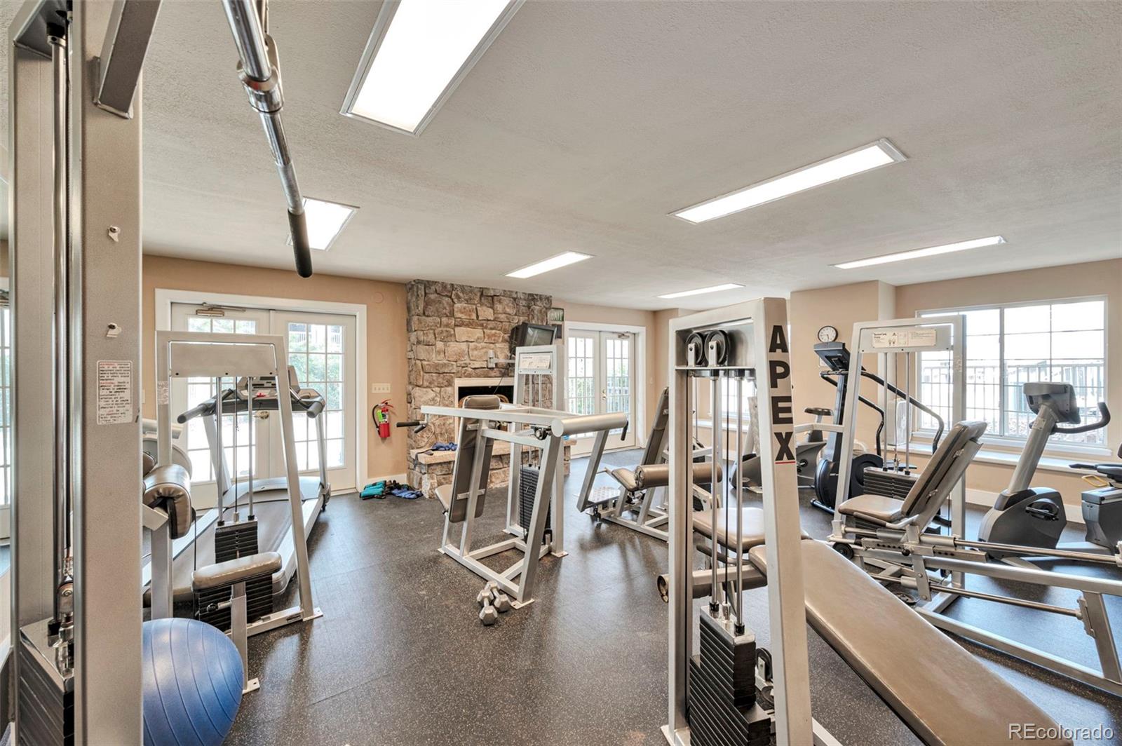 9170 E Arbor Cir #C, Englewood, CO 80111