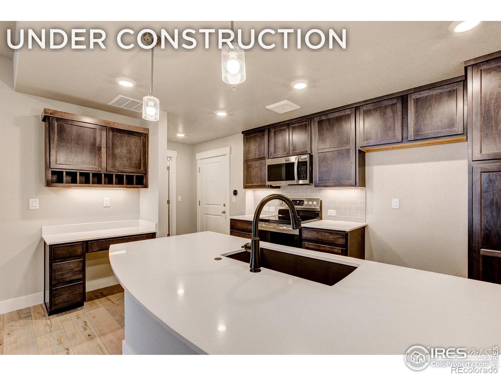 235 High Point Dr #204, Longmont, CO 80504