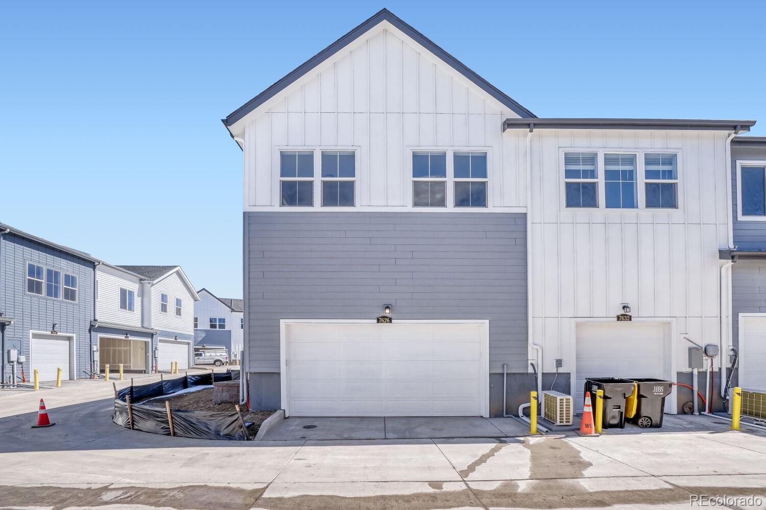 7626 S Cherokee Cir W, Centennial, CO 80018