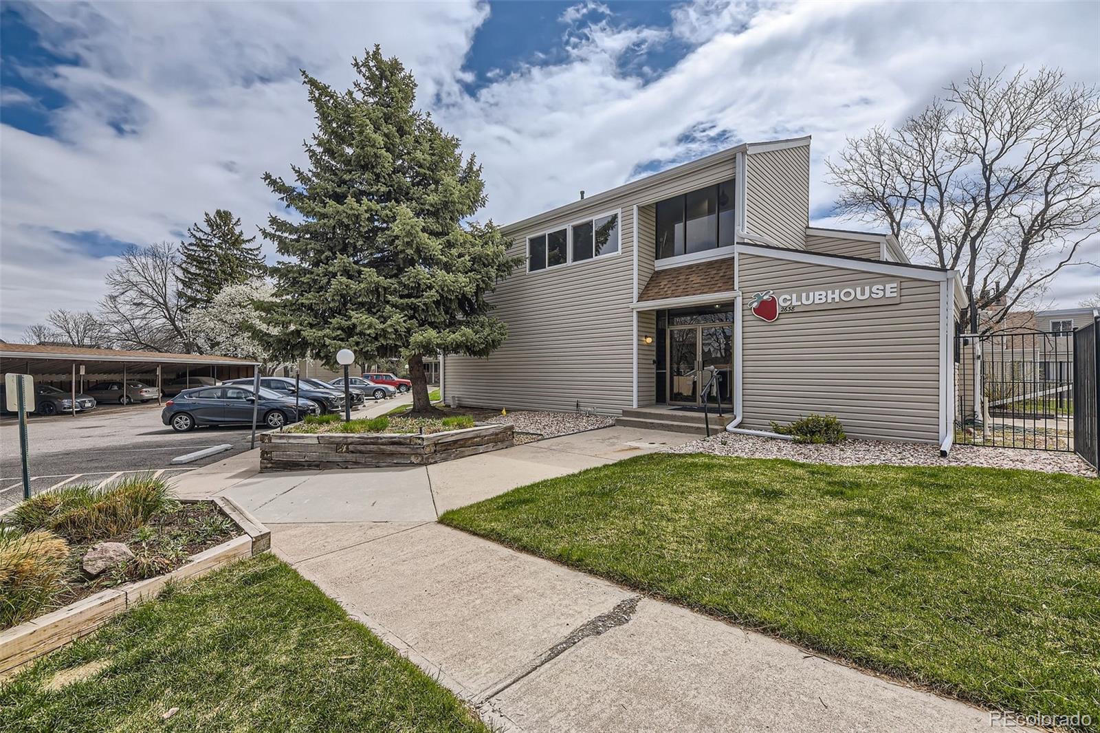 2469 S Xanadu Way #A, Aurora, CO 80014