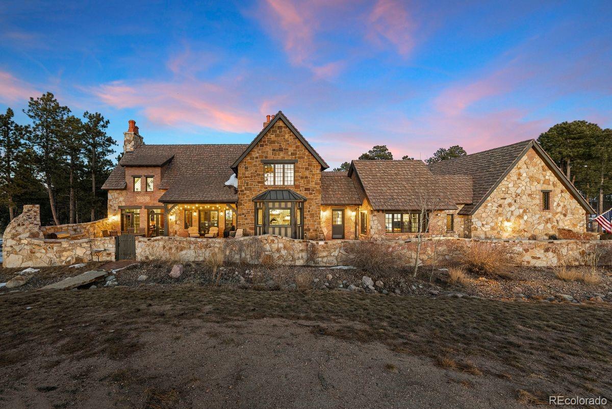 4340 Foxchase Way, Colorado Springs, CO 80908