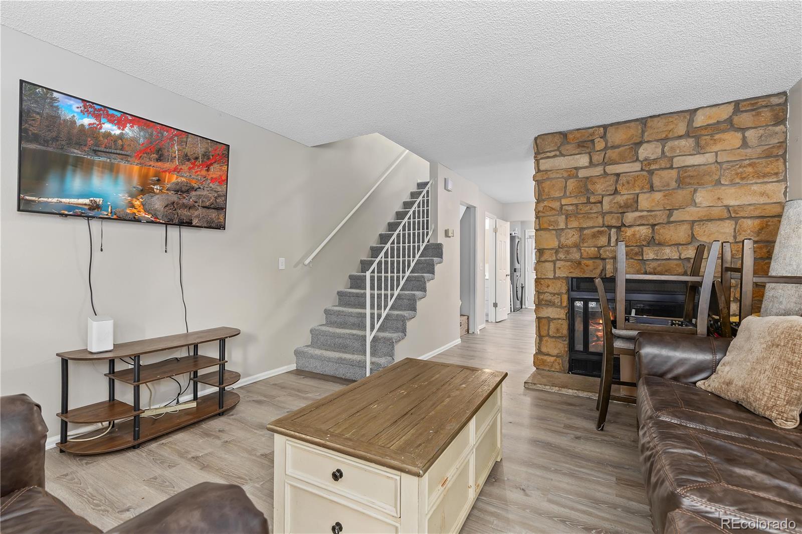 2297 S Jasper Way #B, Aurora, CO 80013